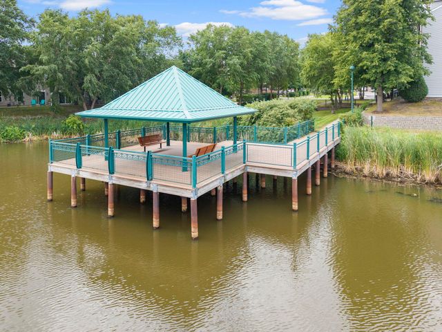 510 Village Parkway, Circle Pines, MN 55014