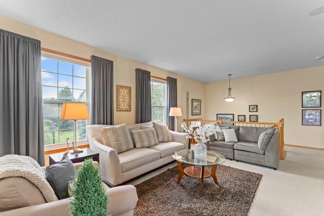 510 Village Parkway, Circle Pines, MN 55014