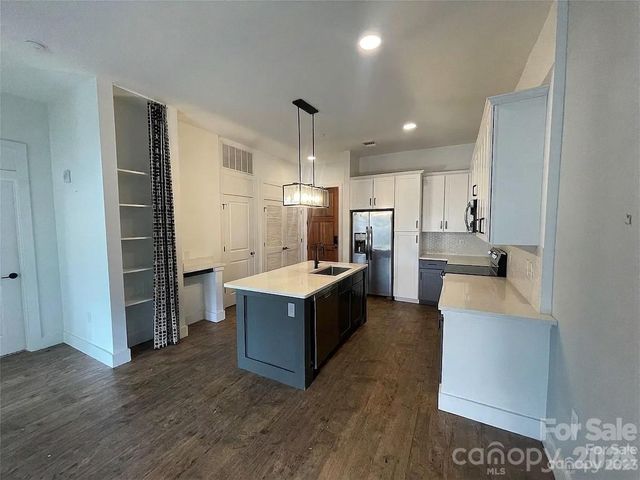 55 S Market Street 408, Asheville, NC 28801