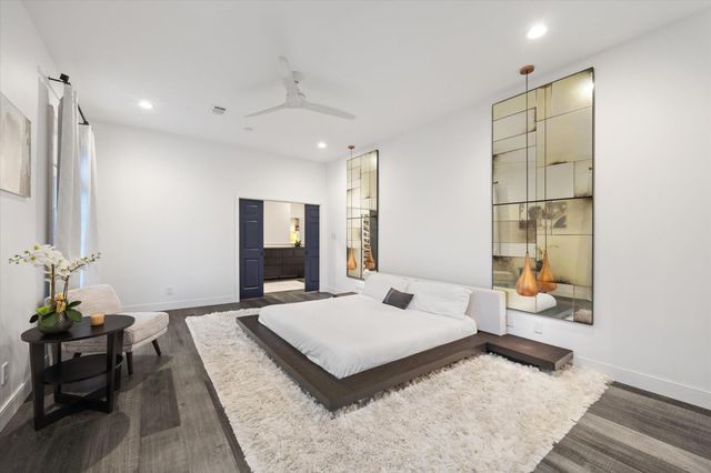 2114 Wroxton Road, Houston, TX 77005