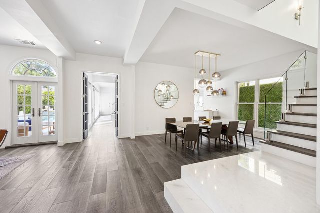 2114 Wroxton Road, Houston, TX 77005