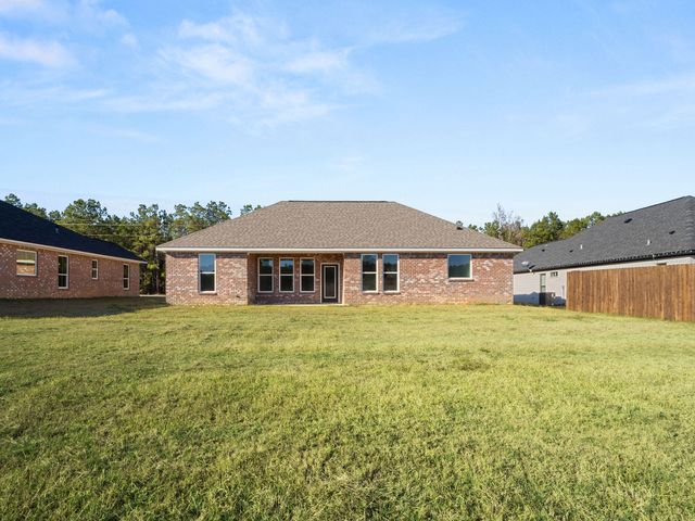 177 J L Obanion, Leesville, LA 71446