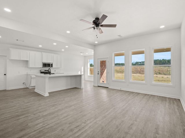 177 J L Obanion, Leesville, LA 71446