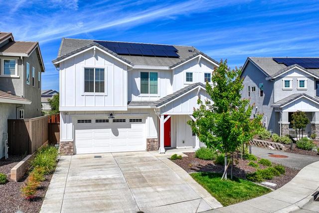 486 Red Sand Ct, Rocklin, CA 95765