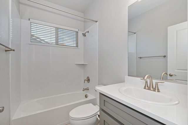 486 Red Sand Ct, Rocklin, CA 95765