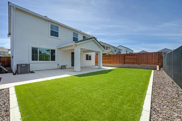 486 Red Sand Ct, Rocklin, CA 95765