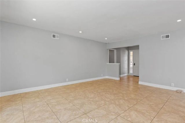 831 E Hoover, Orange, CA 92867