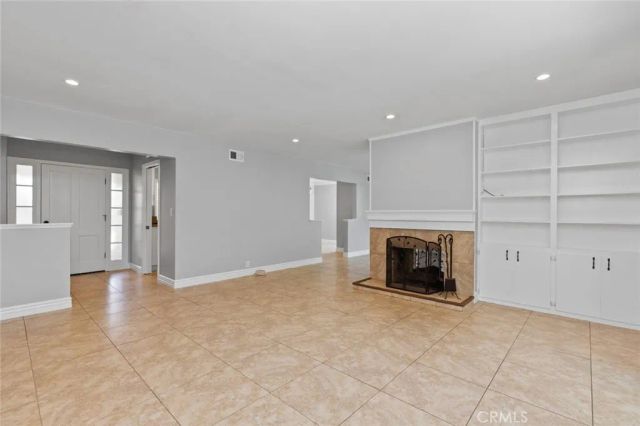 831 E Hoover, Orange, CA 92867