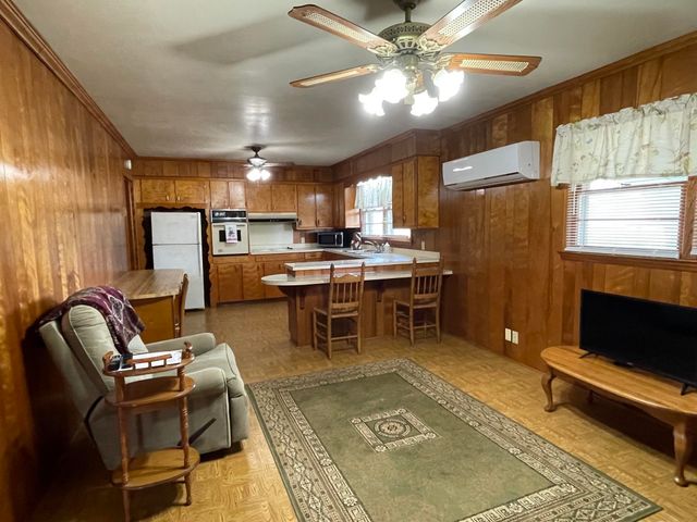 350 Smith Wall Road, Chesnee, SC 29323