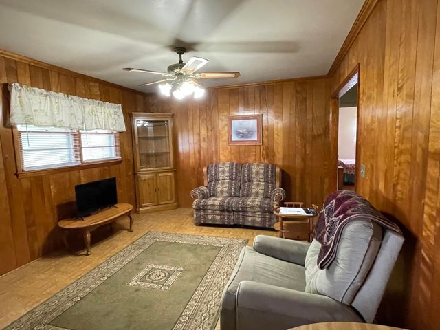 350 Smith Wall Road, Chesnee, SC 29323