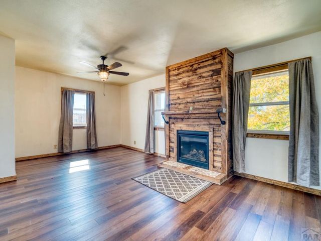 118 E 7th St, Walsenburg, CO 81089