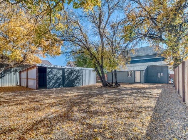 118 E 7th St, Walsenburg, CO 81089