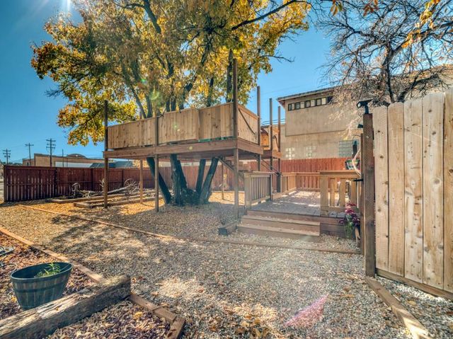 118 E 7th St, Walsenburg, CO 81089