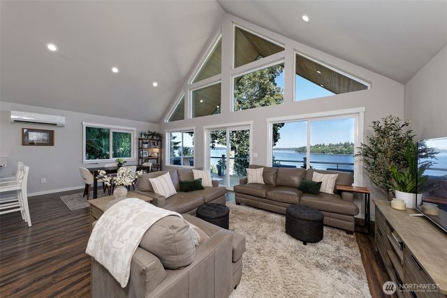 371 SE Kamilche Shores Road, Shelton, WA 98584