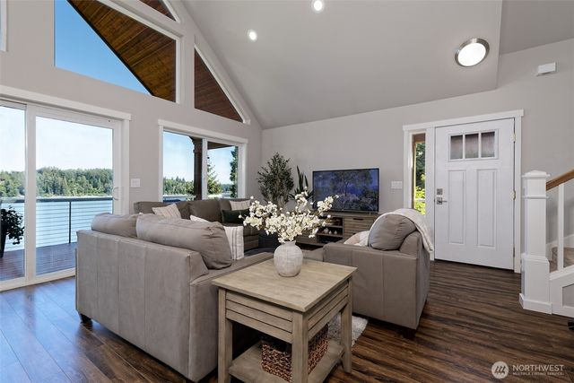 371 SE Kamilche Shores Road, Shelton, WA 98584