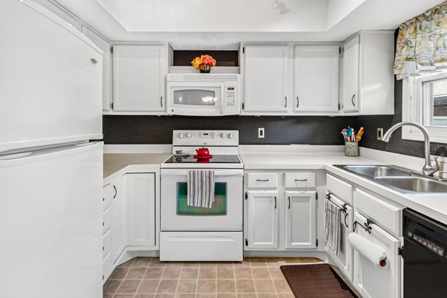 5298 Bethel Woods Drive, Columbus, OH 43220