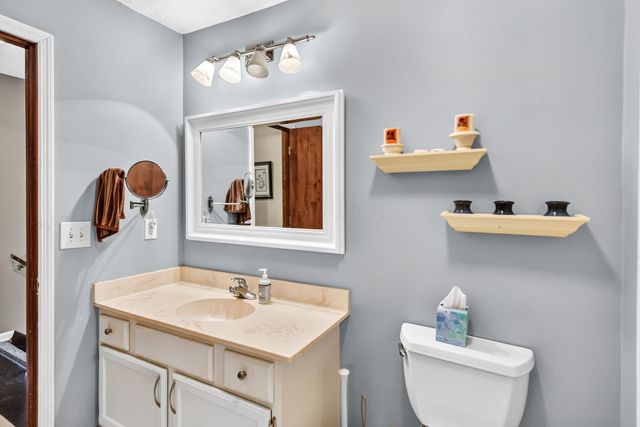 5298 Bethel Woods Drive, Columbus, OH 43220