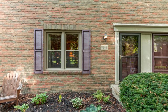 5298 Bethel Woods Drive, Columbus, OH 43220