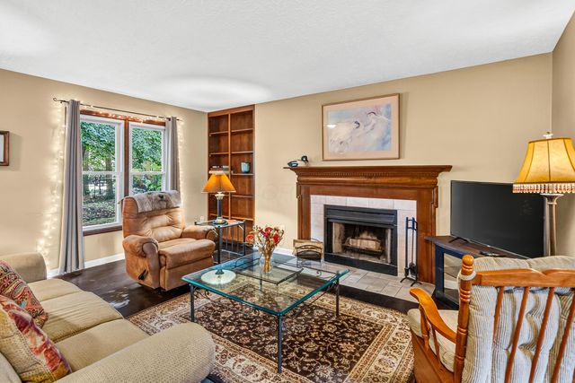 5298 Bethel Woods Drive, Columbus, OH 43220