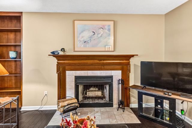 5298 Bethel Woods Drive, Columbus, OH 43220