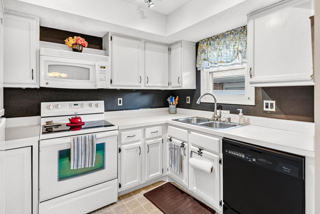 5298 Bethel Woods Drive, Columbus, OH 43220