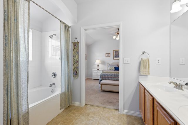 8032 Caladium Drive, North Richland Hills, TX 76180