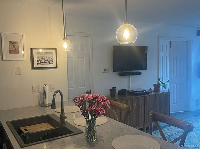 2575 S Syracuse Way D103, Denver, CO 80231