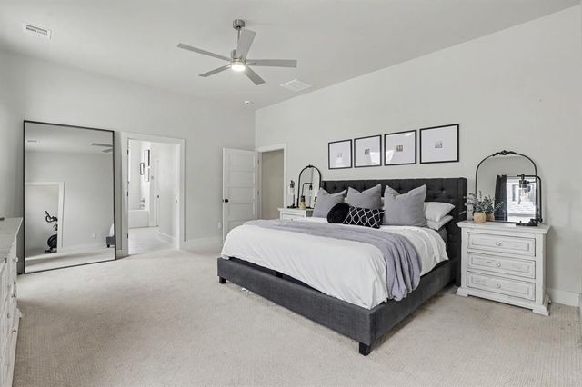 9321 NW 84th Terrace, Yukon, OK 73099
