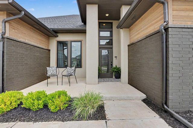 9321 NW 84th Terrace, Yukon, OK 73099