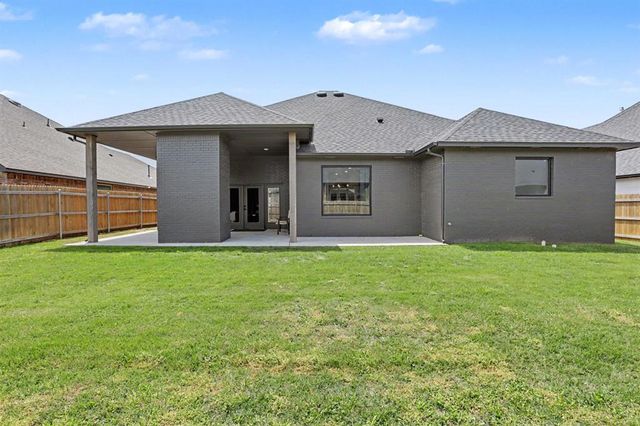 9321 NW 84th Terrace, Yukon, OK 73099