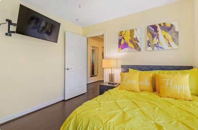 2215 Nettleton Street, Houston, TX 77004