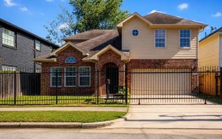 2215 Nettleton Street, Houston, TX 77004