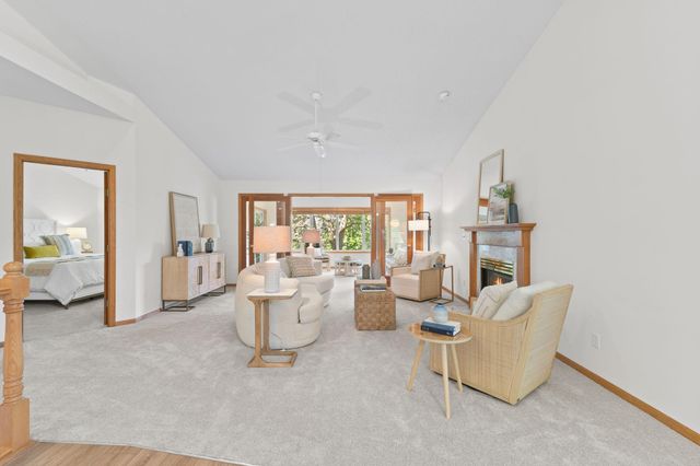1478 Violet Lane, Eagan, MN 55122