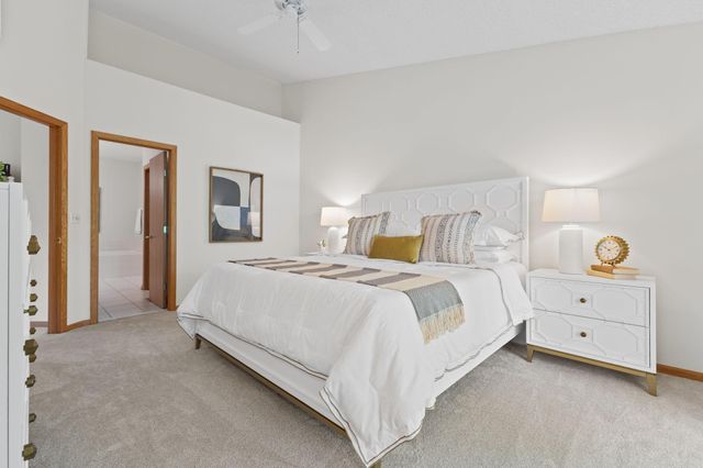 1478 Violet Lane, Eagan, MN 55122