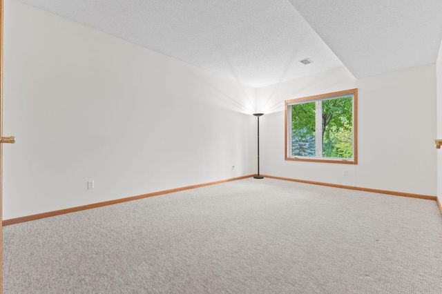 1478 Violet Lane, Eagan, MN 55122