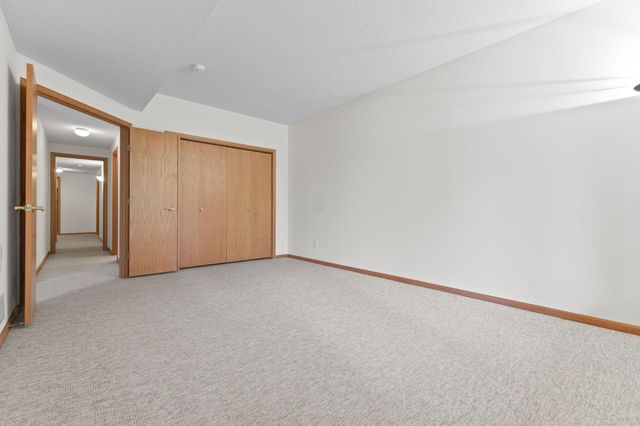 1478 Violet Lane, Eagan, MN 55122