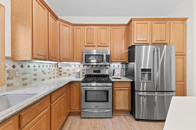 1478 Violet Lane, Eagan, MN 55122