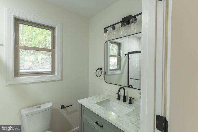 2614 LAKE FERNDALE DR., Springfield, WV 26763