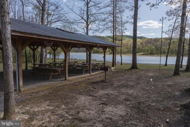 2614 LAKE FERNDALE DR., Springfield, WV 26763
