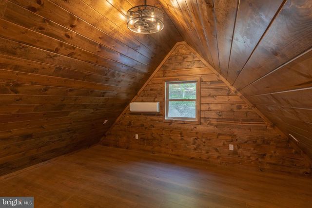 2614 LAKE FERNDALE DR., Springfield, WV 26763