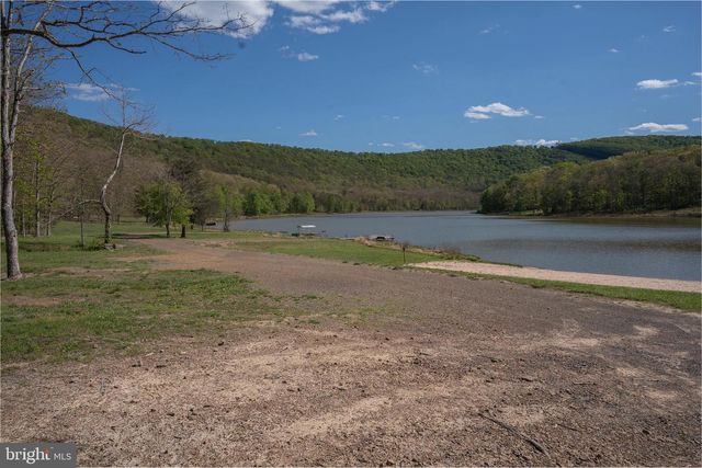 2614 LAKE FERNDALE DR., Springfield, WV 26763
