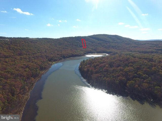 2614 LAKE FERNDALE DR., Springfield, WV 26763