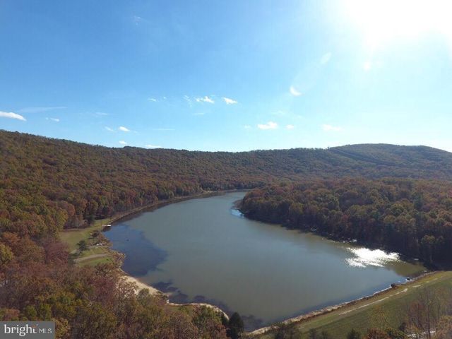 2614 LAKE FERNDALE DR., Springfield, WV 26763