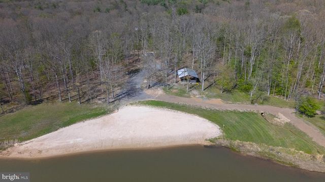 2614 LAKE FERNDALE DR., Springfield, WV 26763