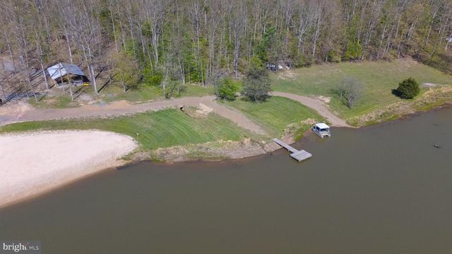 2614 LAKE FERNDALE DR., Springfield, WV 26763
