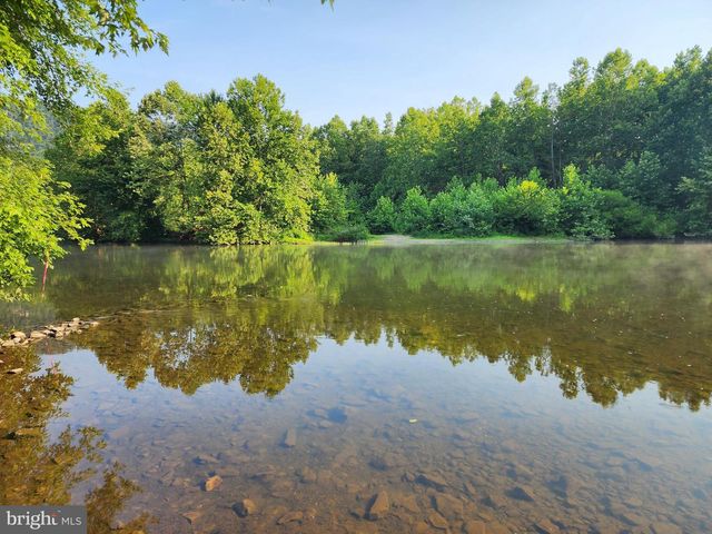 2614 LAKE FERNDALE DR., Springfield, WV 26763