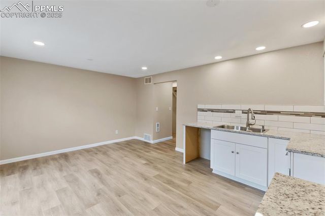 392 W Rockrimmon Boulevard C, Colorado Springs, CO 80919