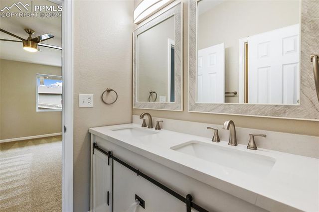 392 W Rockrimmon Boulevard C, Colorado Springs, CO 80919