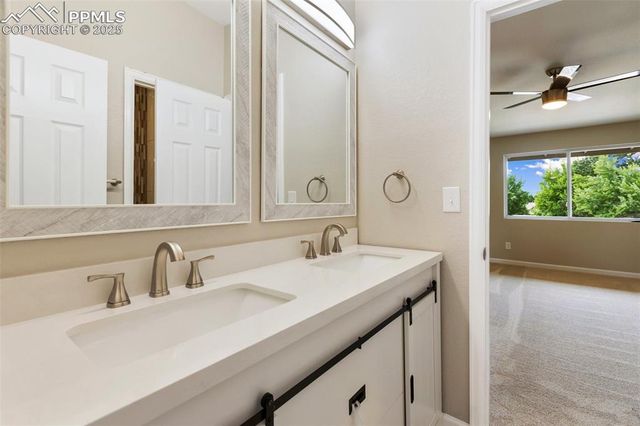 392 W Rockrimmon Boulevard C, Colorado Springs, CO 80919