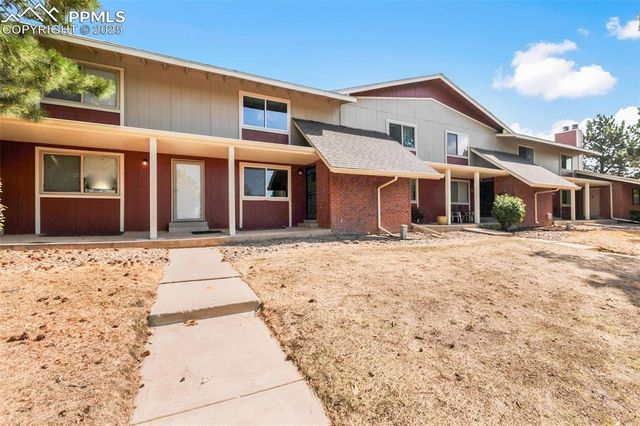 392 W Rockrimmon Boulevard C, Colorado Springs, CO 80919